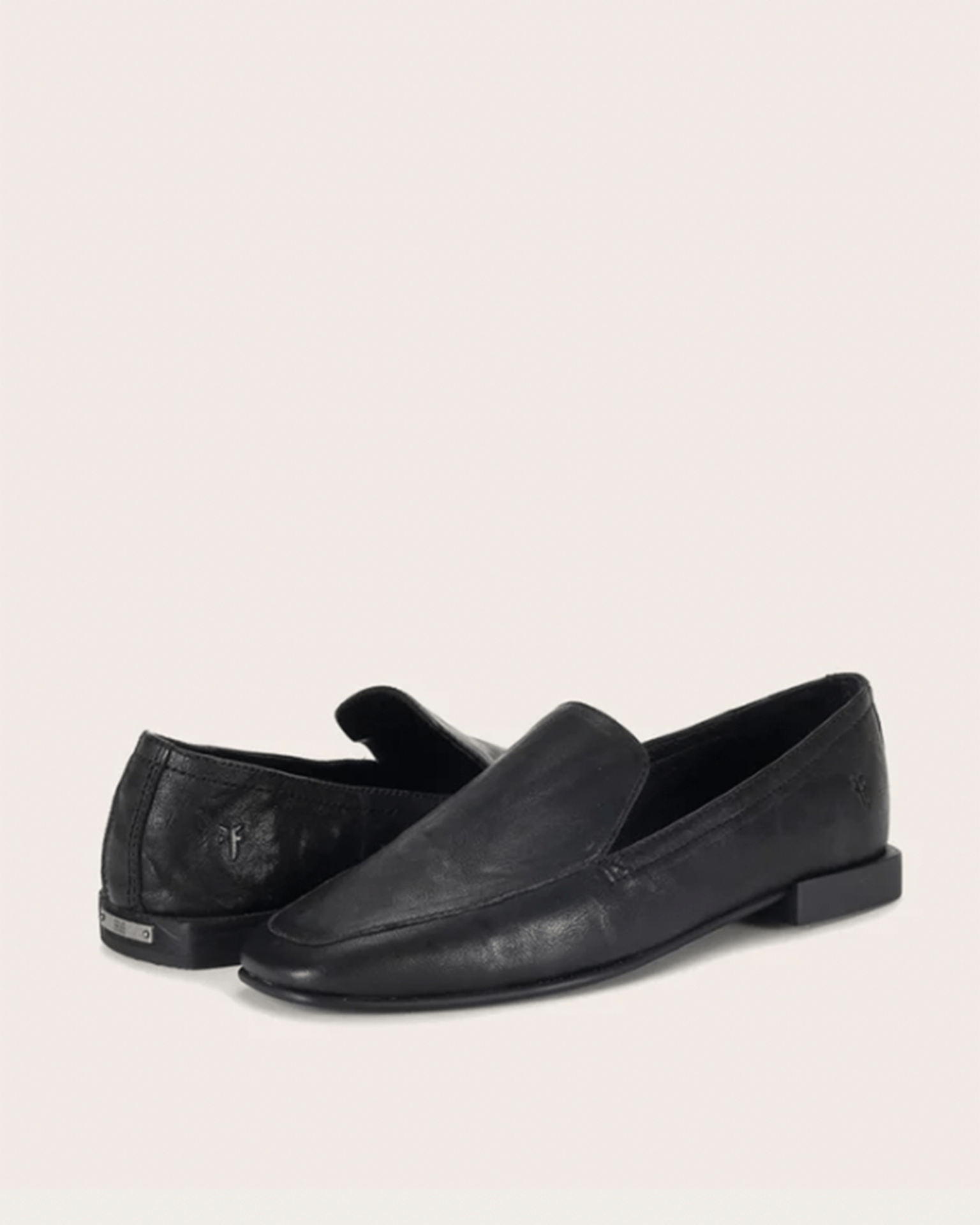 FRYE Claire Venetian in Black Bliss Boutiques