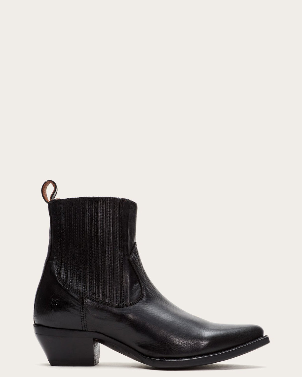 The Frye Company Shoes Sacha Chelsea in Black