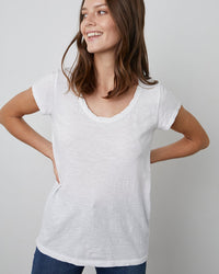 Velvet by Graham & Spencer Kira Scoop Neck Tee in White 