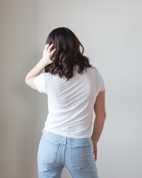 Velvet by Graham & Spencer Sierra S/S Crew Neck Top in White 